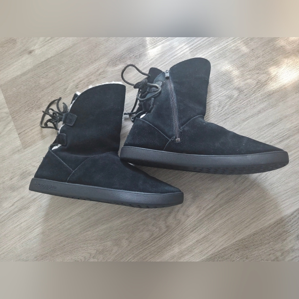Koolaburra By Ugg  Black Suede Ankle Boots with Zipper